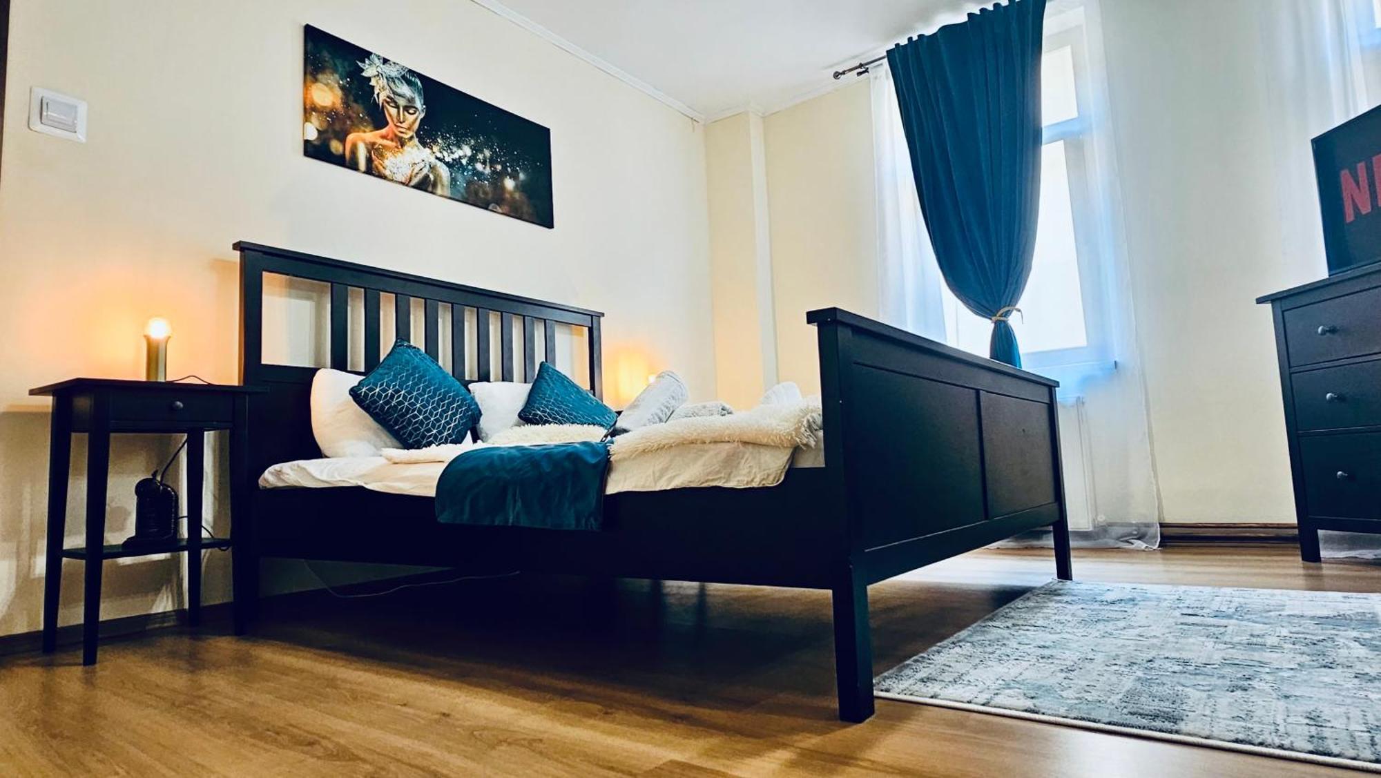 Happy Mood Apartment 5 Brasov Bagian luar foto